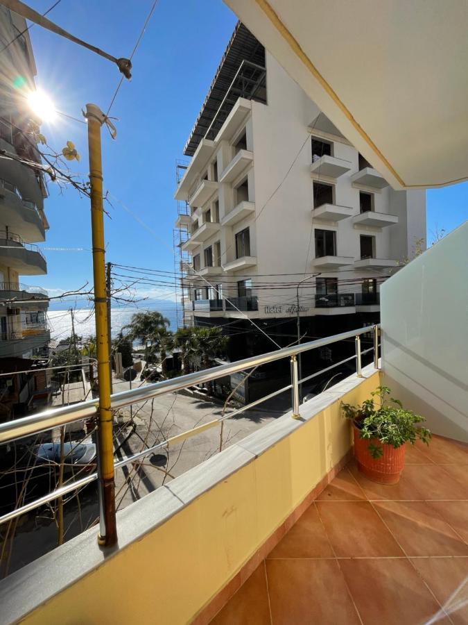 Modern Beachfront Apartments Sarandë Exteriör bild