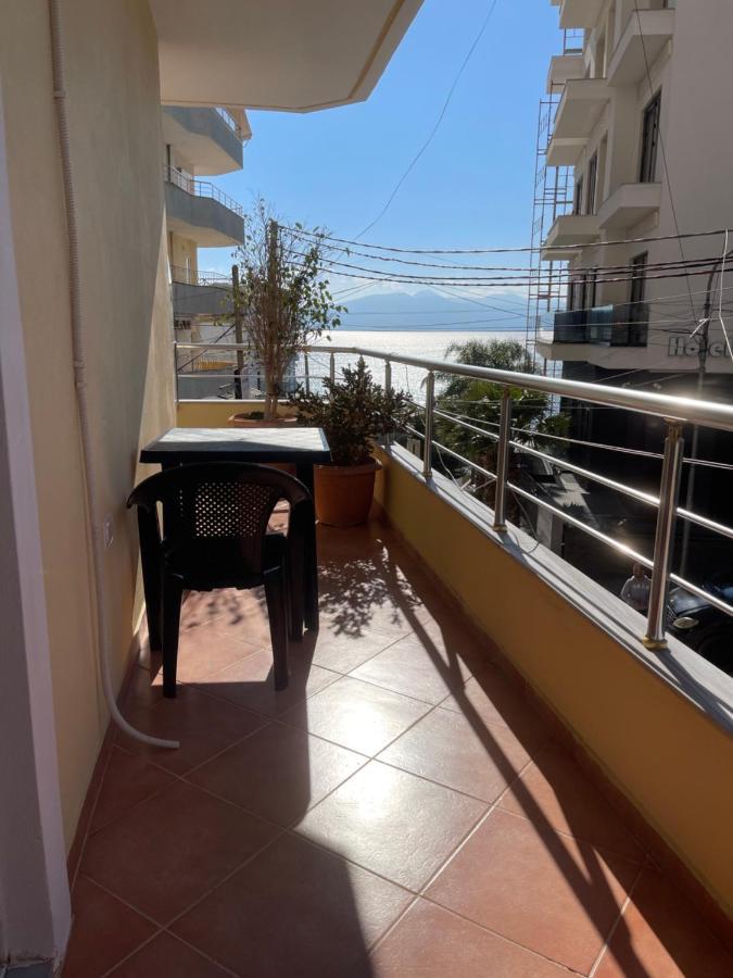 Modern Beachfront Apartments Sarandë Exteriör bild